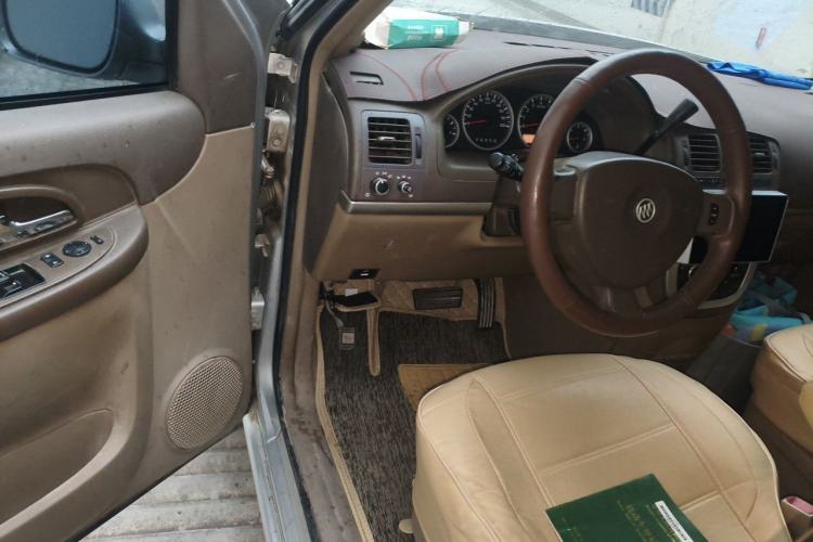 Used Buick GL8 2014 2.4L Classic Edition Driver Seat