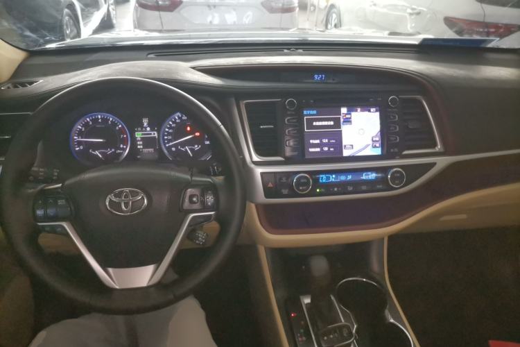 Used Toyota Highlander 2015 2.0T Four-Wheel Drive Ultimate Edition 7-Seater