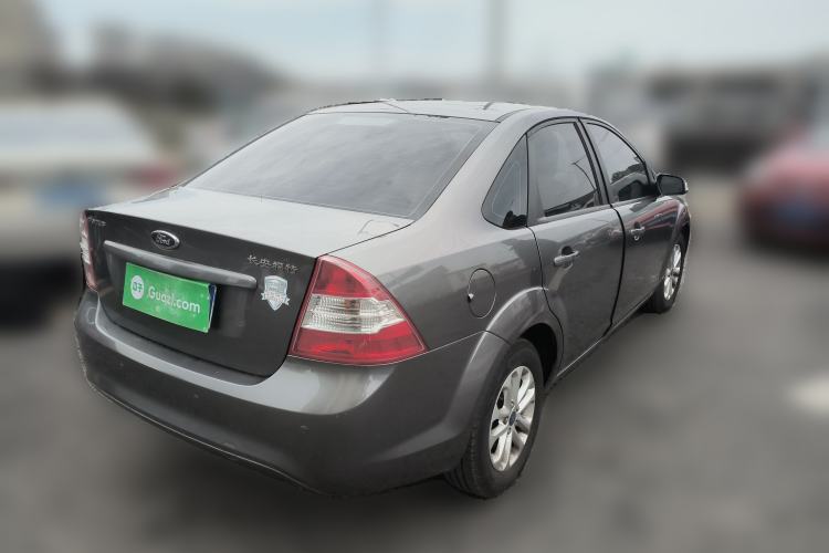 Used Ford Focus 2012 Sedan Classic 1.8L Manual Base Model