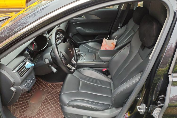 Used Hongqi H5 2020 1.8T Automatic ZhiLian QiYun Edition Left Front Seat