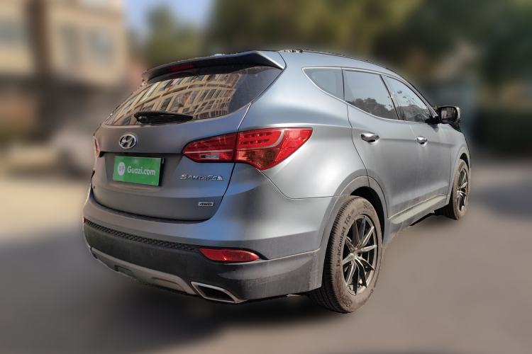 Used Hyundai Santa Fe 2013 2.4L Automatic 4x4 Prestige Edition