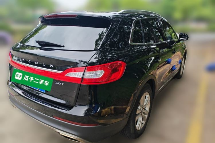 Used Lincoln MKX 2018 2.0T Two-Wheel Drive Deluxe Edition Rear Right 45 Deg