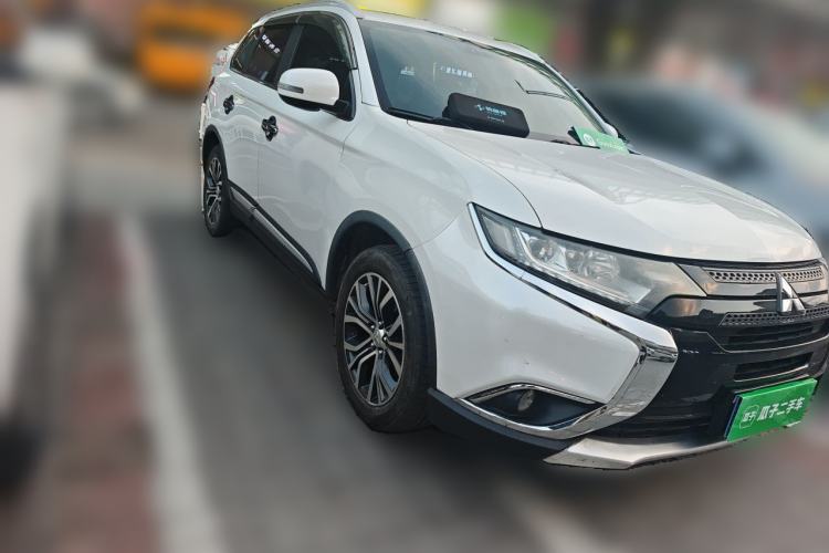 Used Mitsubishi Outlander 2018 2.4L 4x4 Elite Edition 5 Seats

