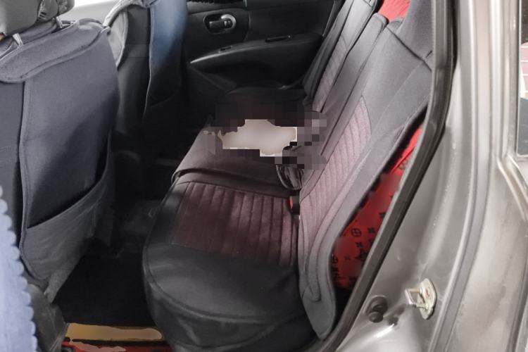 Used Nissan Livina 2015 1.6XE Manual Comfort Edition
