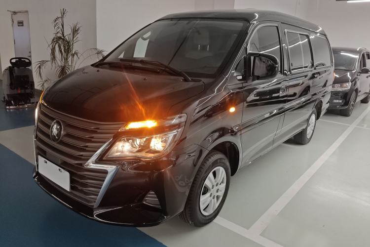 Used FORTHING Lingzhi 2023 M5L 1.6L Base Model 7 Seats