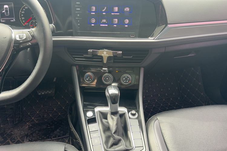 Used Volkswagen Sagitar 2020 280TSI DSG Comfort Version China VI Standard Audio And AC Panel