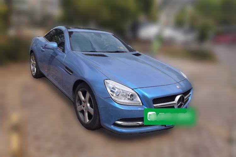 Used Mercedes-Benz SLK-Class 2011 SLK 200 Fashion Model Front Right 45 Deg