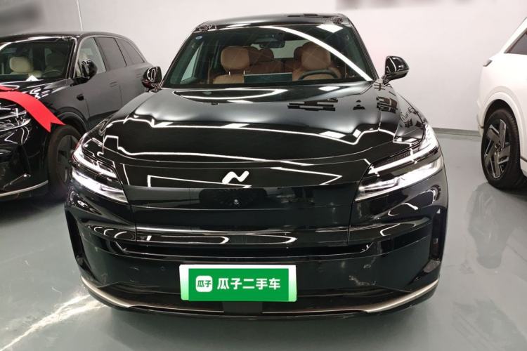 Used ONVO Luxeed L90 2025 Model—Max Six-Seater Version Front