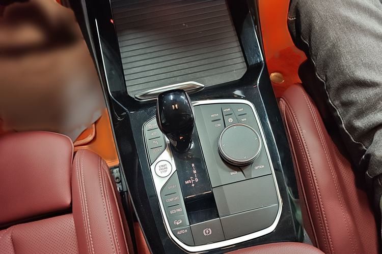 Used BMW X3 2022 Second Facelift xDrive30i Leading Edition M Night Sky Package Gear Lever