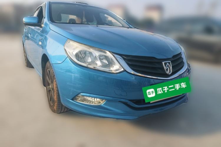 Used Baojun 630 2013 1.5L manual Entry-level trim