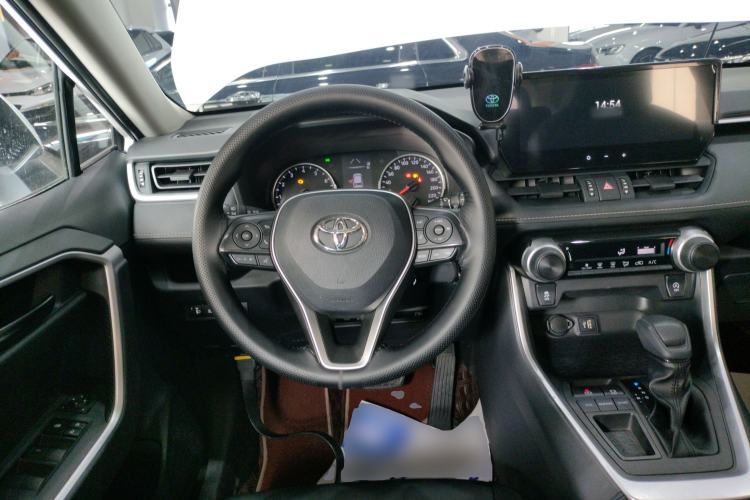 Used Toyota RAV4 2023 2.0L CVT Two-Wheel Drive Urban Edition
