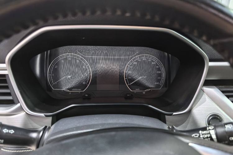 Used Geely Auto Vision X6 2020 1.4T Manual Luxury Model
