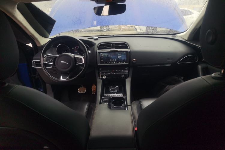 Used Jaguar F-PACE 2019 2.0T Four-Wheel Drive Urban Luxury Edition