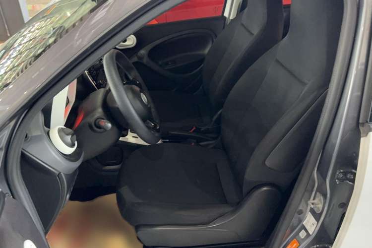 Used smart forfour 2016 1.0L 52 kW Dynamic Edition