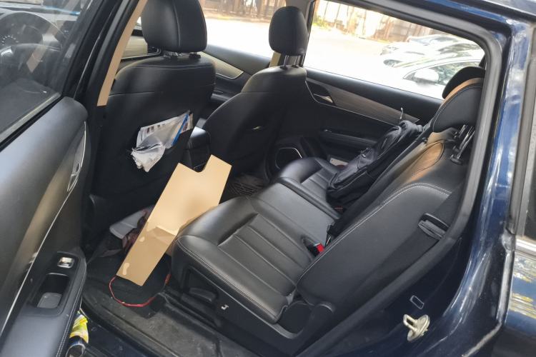 Used BYD Song MAX New Energy 2019 DM 1.5T Smart Connect Advanced 7-Seater China VI Standard Left Rear Seat