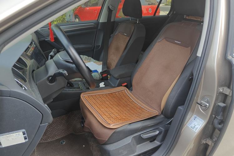 Used Volkswagen Golf 2015 1.6L Automatic Comfort Model
