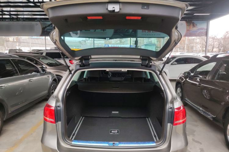 Used Volkswagen Magotan (Import) 2012 Travel Edition 2.0 TSI Comfort Version
