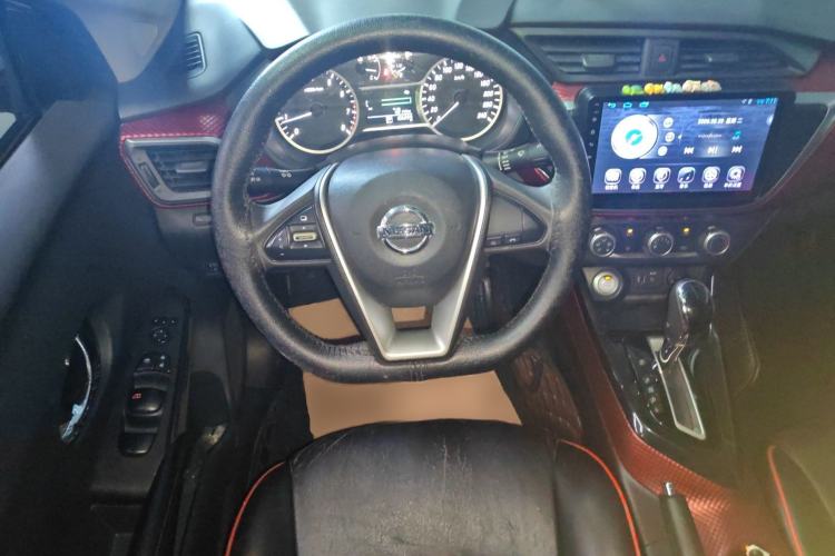 Used Nissan Lannia 2016 1.6L CVT Smart Cool Edition Steering Wheel