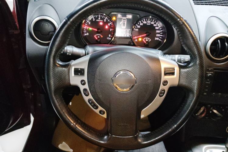 Used Nissan Qashqai 2015 2.0 XL Coolfire CVT 2WD