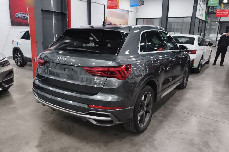 Used Audi Q3 2021 35 TFSI Fashion Dynamic Model