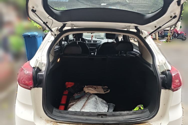 Used Citroen C3-XR 2015 1.6L Automatic Pioneer Model Trunk