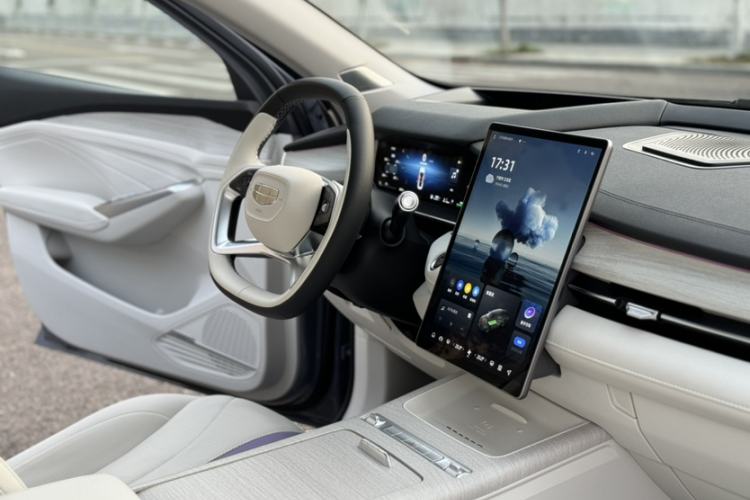 Used Geely Auto Preface L 2024 Zhiqing 1.5TD Tiangong Edition
