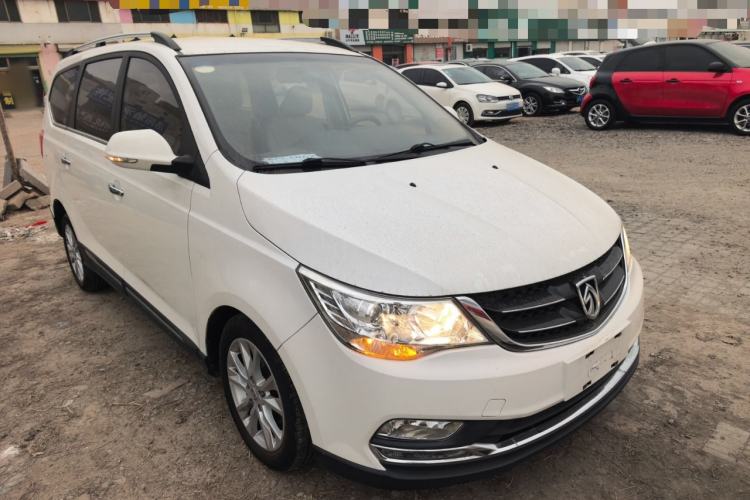 Used Baojun 730 2016 1.5L Manual Comfort Version 7 Seats China V Emission Standard
