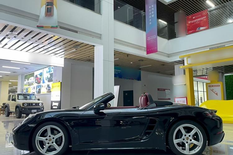 Used Porsche 718 2022 Boxster 2.0T
