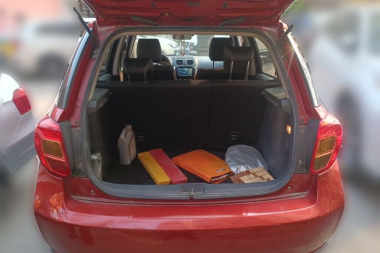 Used Suzuki SX4 2013 1.6L Automatic CoolRide Model Trunk