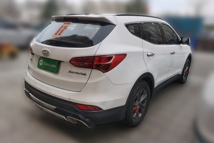 Used Hyundai Santa Fe 2013 2.4L Automatic Two-Wheel Drive Smart Version Rear Right 45 Deg