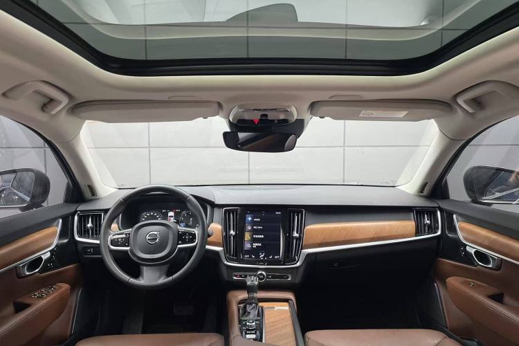 Used Volvo S90 2019 T5 Zhiyuan Edition
