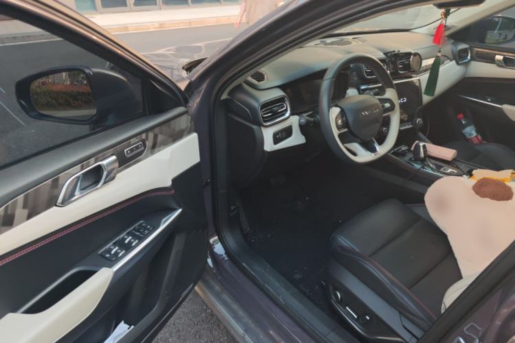 Used Lynk & Co 02 2022 1.5T DCT Shine Pro
