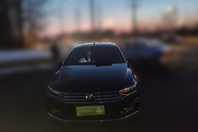 Used Volkswagen Magotan 2023 2 Million Units Limited Edition 330TSI DSG Leading Version