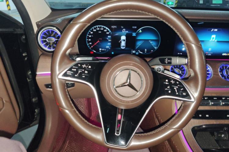 Used Mercedes-Benz E-Class 2021 Facelift E 300 L Stylish Edition Steering Wheel