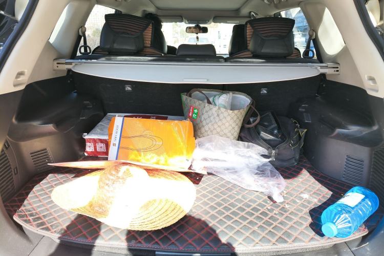 Used Nissan X-Trail 2014 2.0L CVT Comfort Edition 2WD Trunk