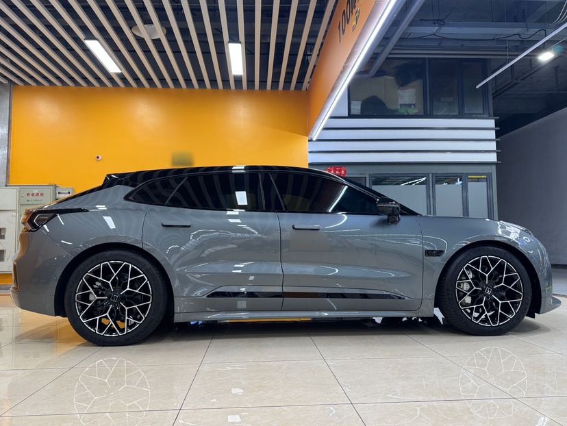 Zeekr 001 2024 ME Edition 100 kWh All-Wheel Drive — снимка 15