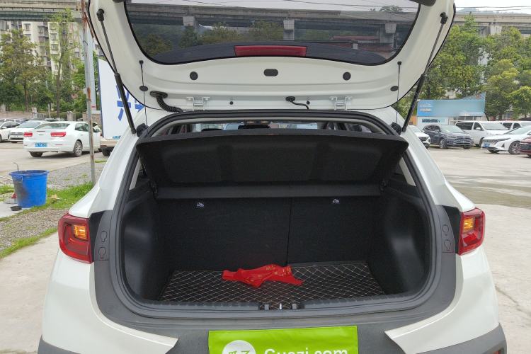 Used Kia kx1 Stonic 2021 1.4L CVT Sunroof Model
