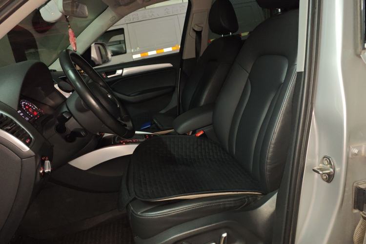 Used Audi Q5 2015 40 TFSI Technology Edition Left Front Seat