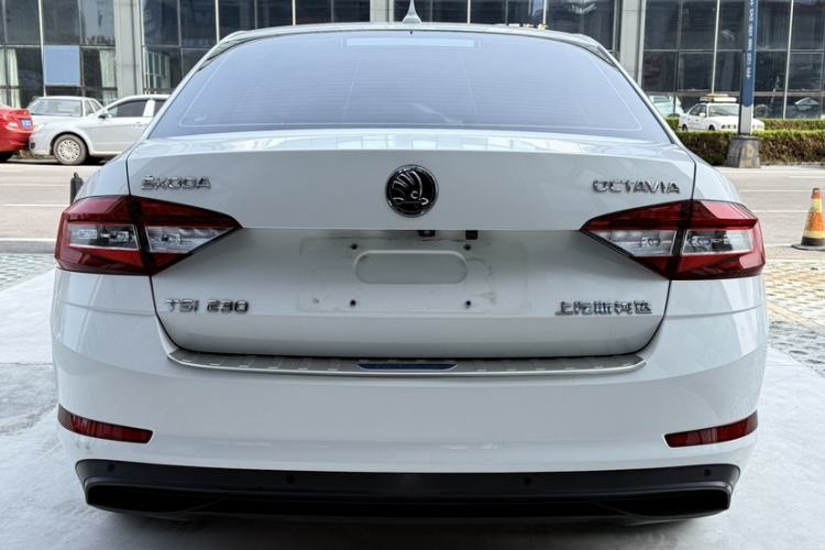 Used Skoda Octavia 2018 TSI230 DSG Comfort Edition