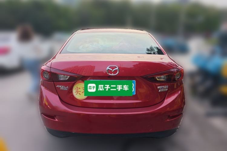 Used Mazda 3 Axela 2016 Sedan 1.5L Automatic Luxury Model