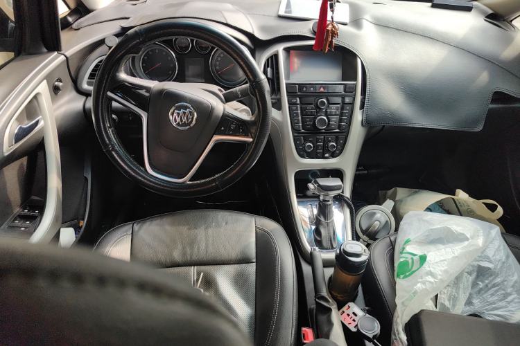 Used Buick GT 2011 GT 1.8L Automatic Fashion Edition Leather Model