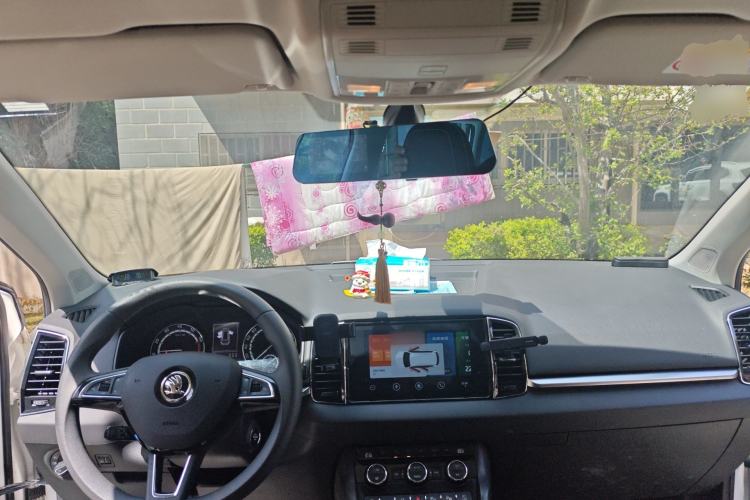 Used Skoda Karoq 2021 TSI280 Luxury Edition Center Console