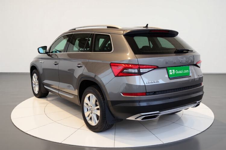 Used Skoda Kodiaq 2019 Facelifted TSI330 7-Seater Two-Wheel-Drive Luxury Enjoyment Edition China VI Standard Exterior 2
