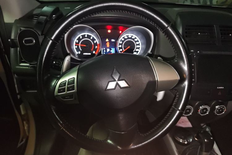 Used Mitsubishi ASX 2013 2.0L CVT Two-Wheel Drive Luxury Edition