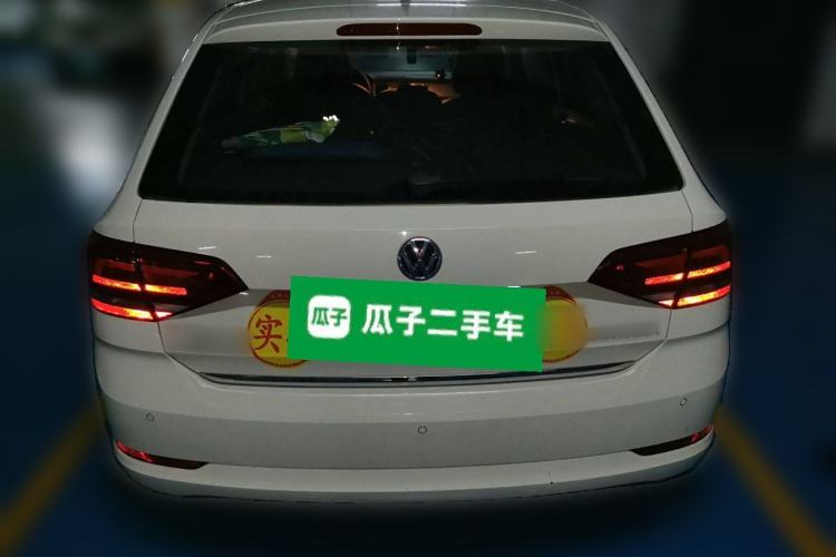 Used Volkswagen Santana 2015 Haval H6 1.6L Automatic Luxury Model