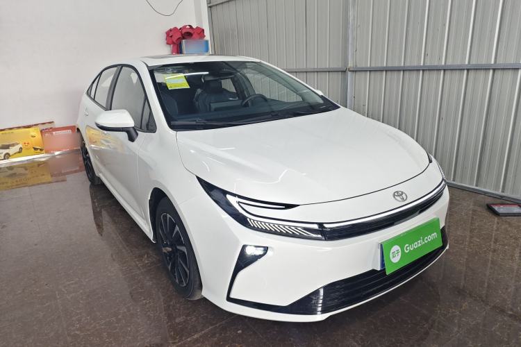 Used Toyota Corolla 2026 Model 1.8L Dual-Engine Elite Edition Exterior 1