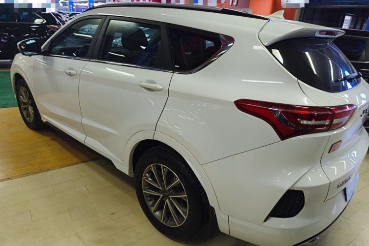 Used JETOUR X70 2020 1.5T DCT YueXing Edition 5 Seats
