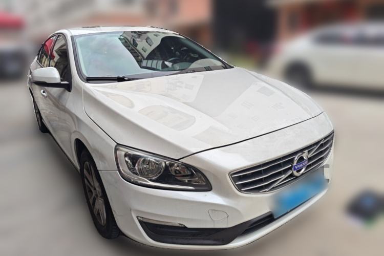 Used Volvo S60 2016 S60L T3 Smart Drive Edition Front Right 45 Deg