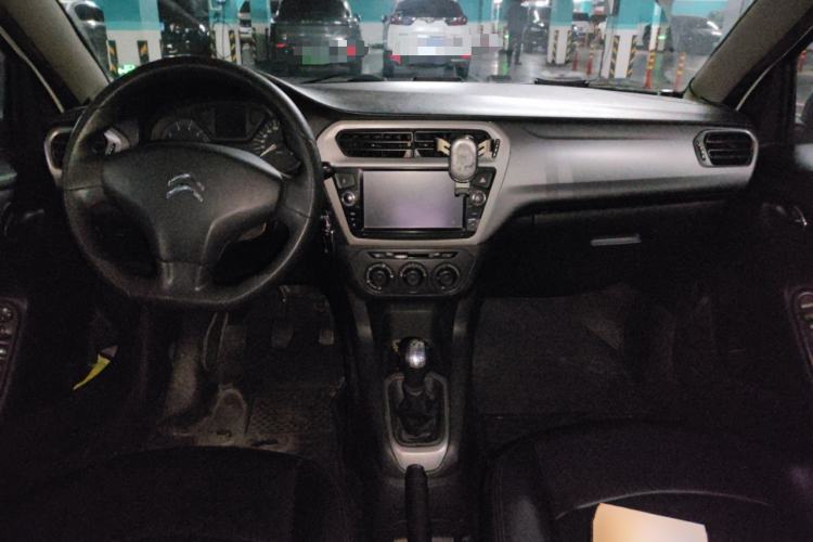 Used Citroen Elysee 2014 1.6L Manual Fashion Edition Center Console