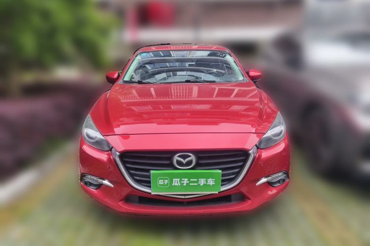 Used Mazda 3 Axela 2017 Sedan 1.5L Automatic Luxury Model China VI Standard
